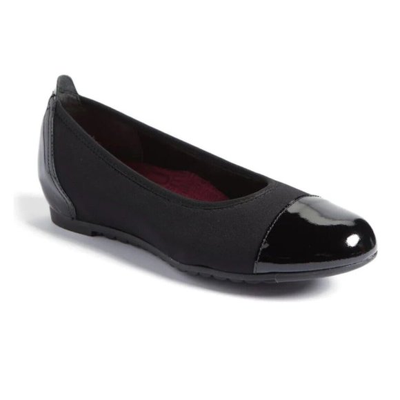 Munro Shoes - MUNRO Henlee Danielle Cap Toe Flat Shoes Blue  Patent Stretch Heel Women's 7.5N
